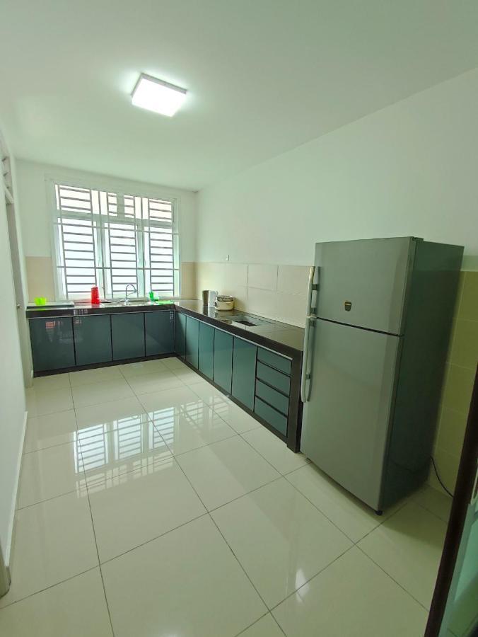 Simply Neat Homestay @ Desaru Harmonia 2 Bagian luar foto
