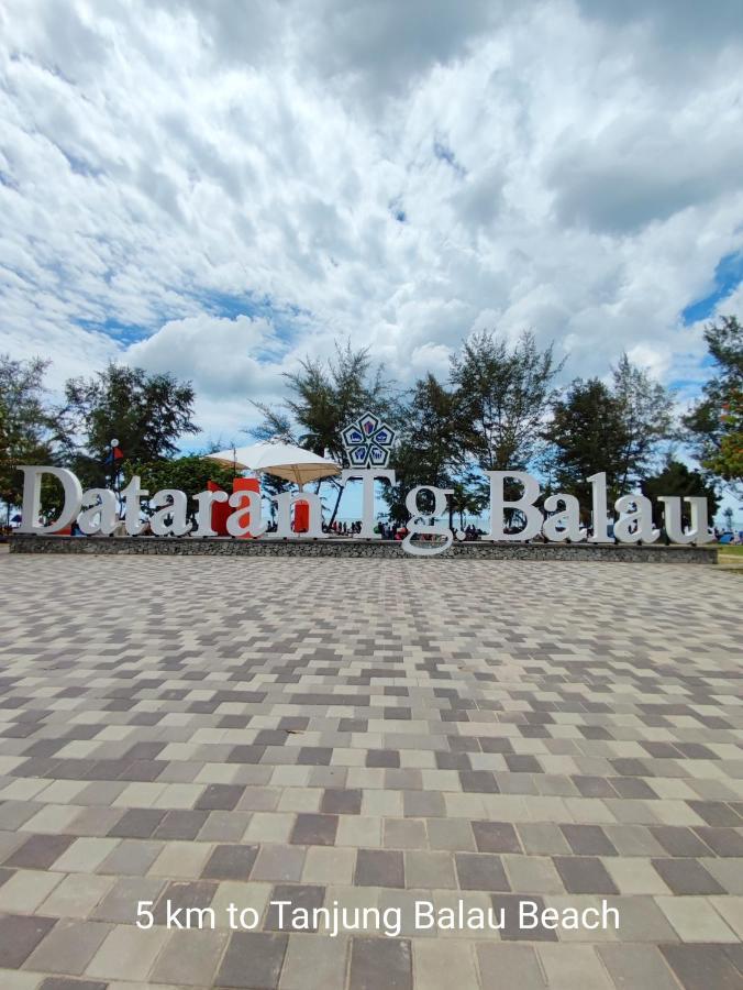 Simply Neat Homestay @ Desaru Harmonia 2 Bagian luar foto