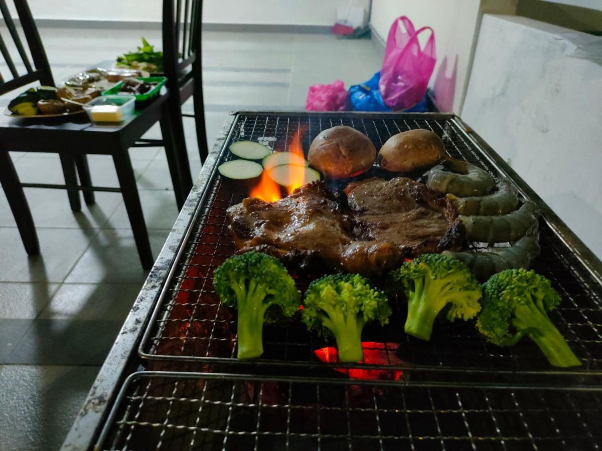 Simply Neat Homestay @ Desaru Harmonia 2 Bagian luar foto