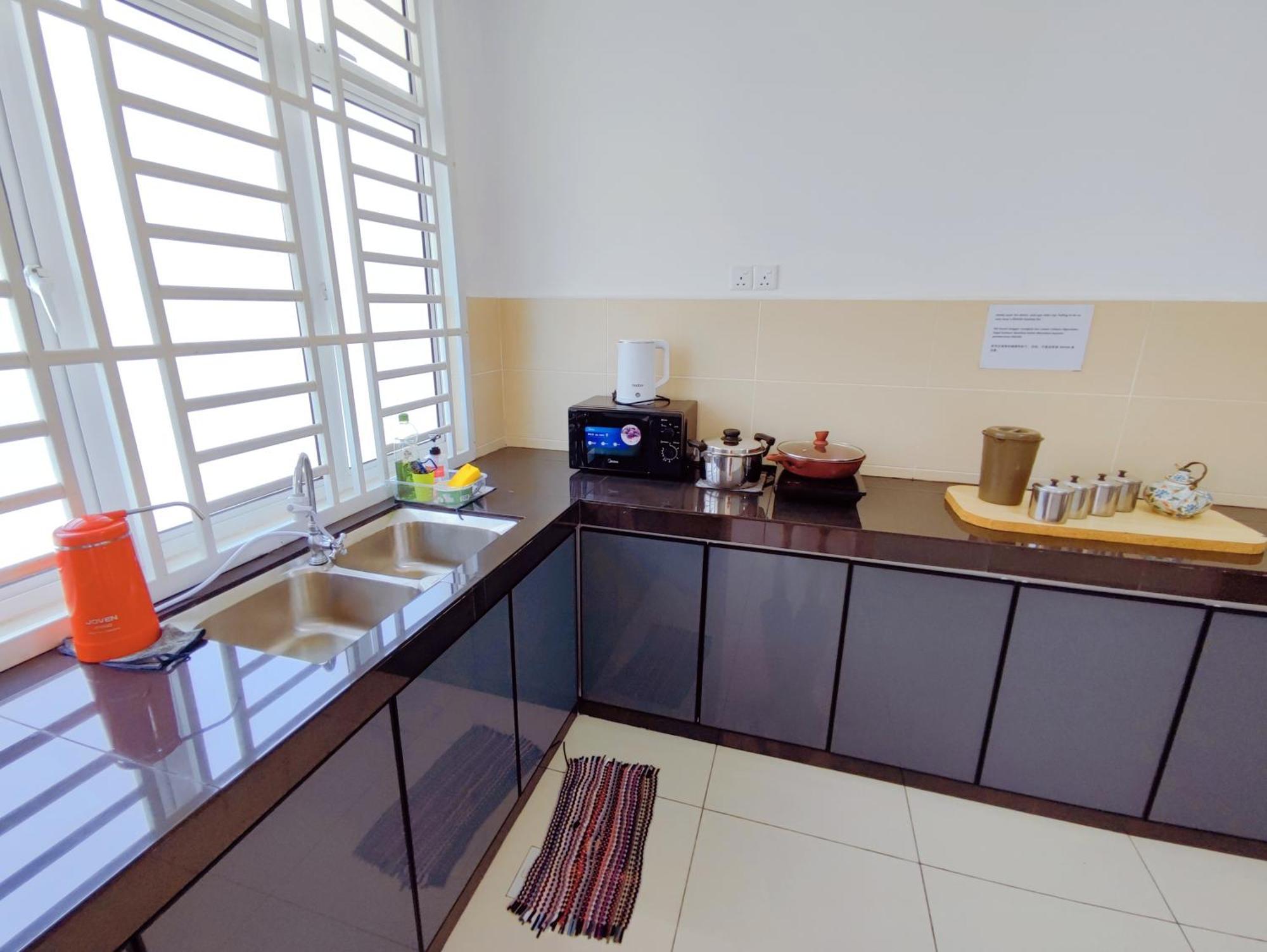 Simply Neat Homestay @ Desaru Harmonia 2 Bagian luar foto